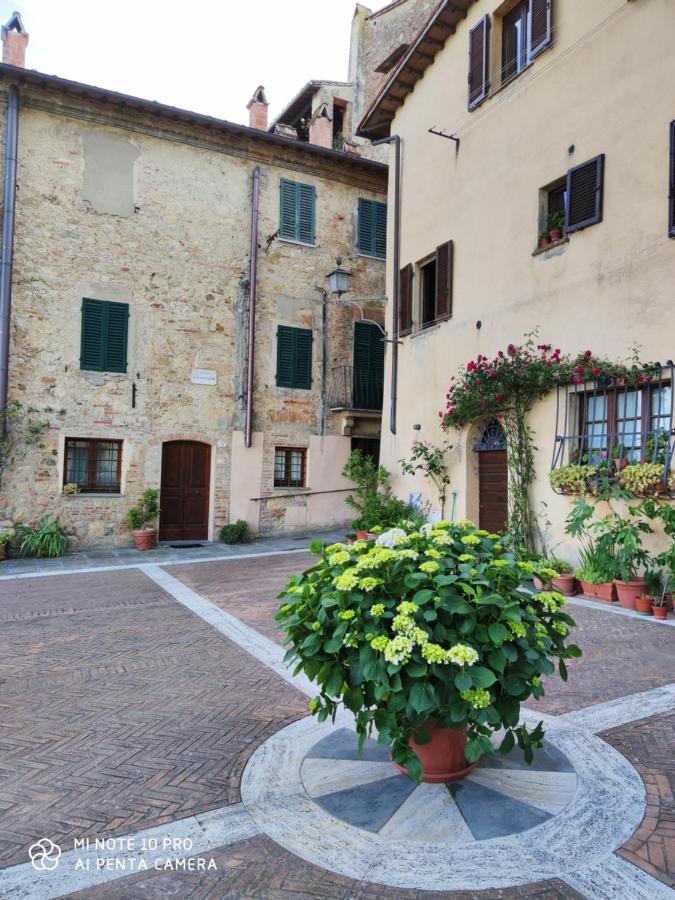Splendido Ampio Appartamento A Montepulciano Stazione Kültér fotó