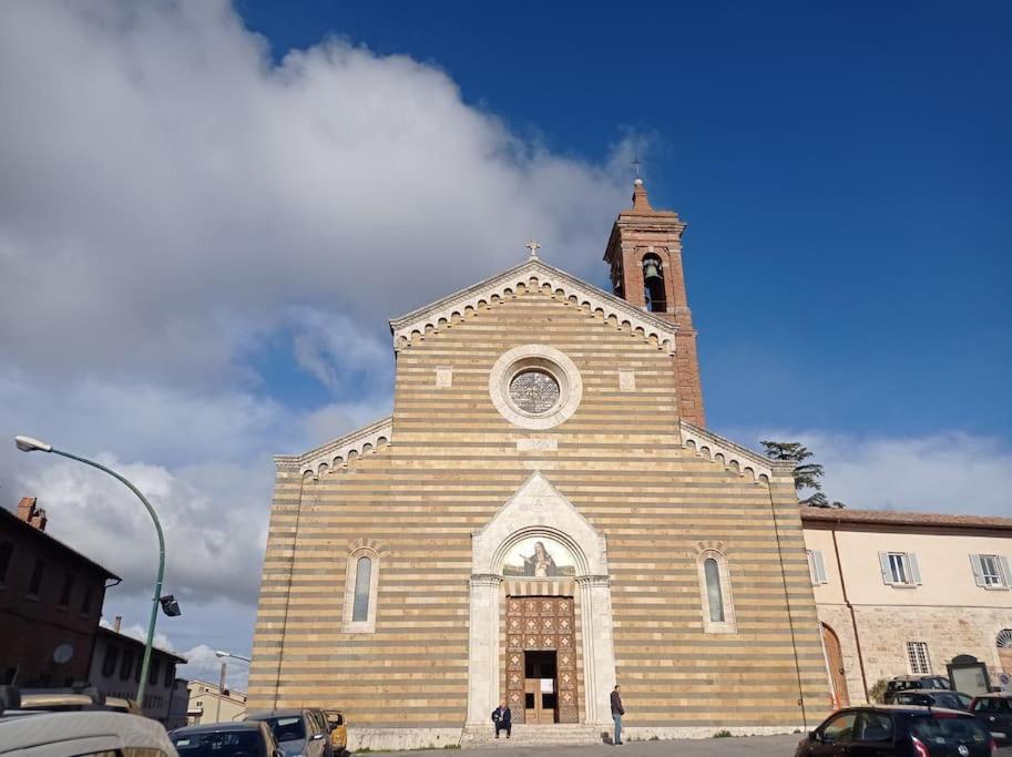 Splendido Ampio Appartamento A Montepulciano Stazione Kültér fotó